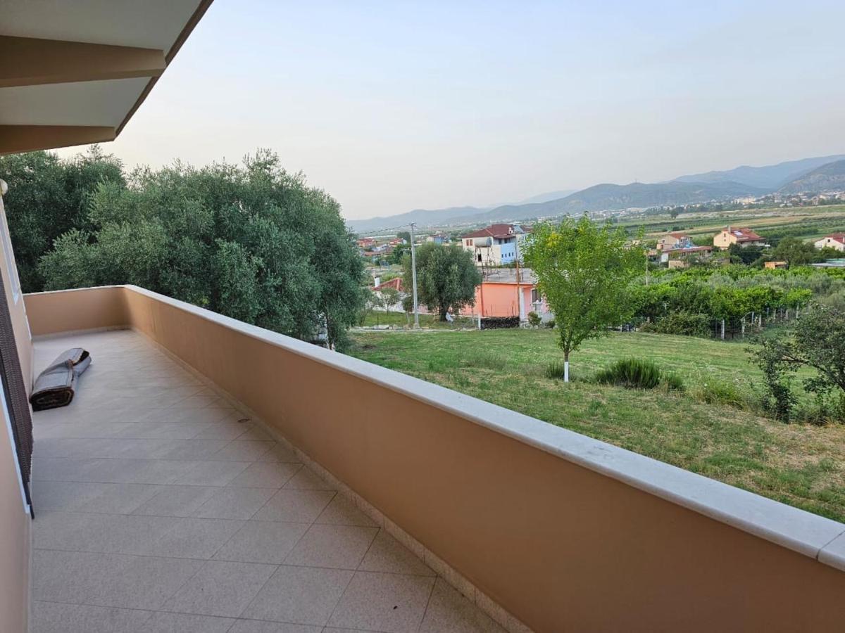 Guesthouse Iljaz Берат Экстерьер фото