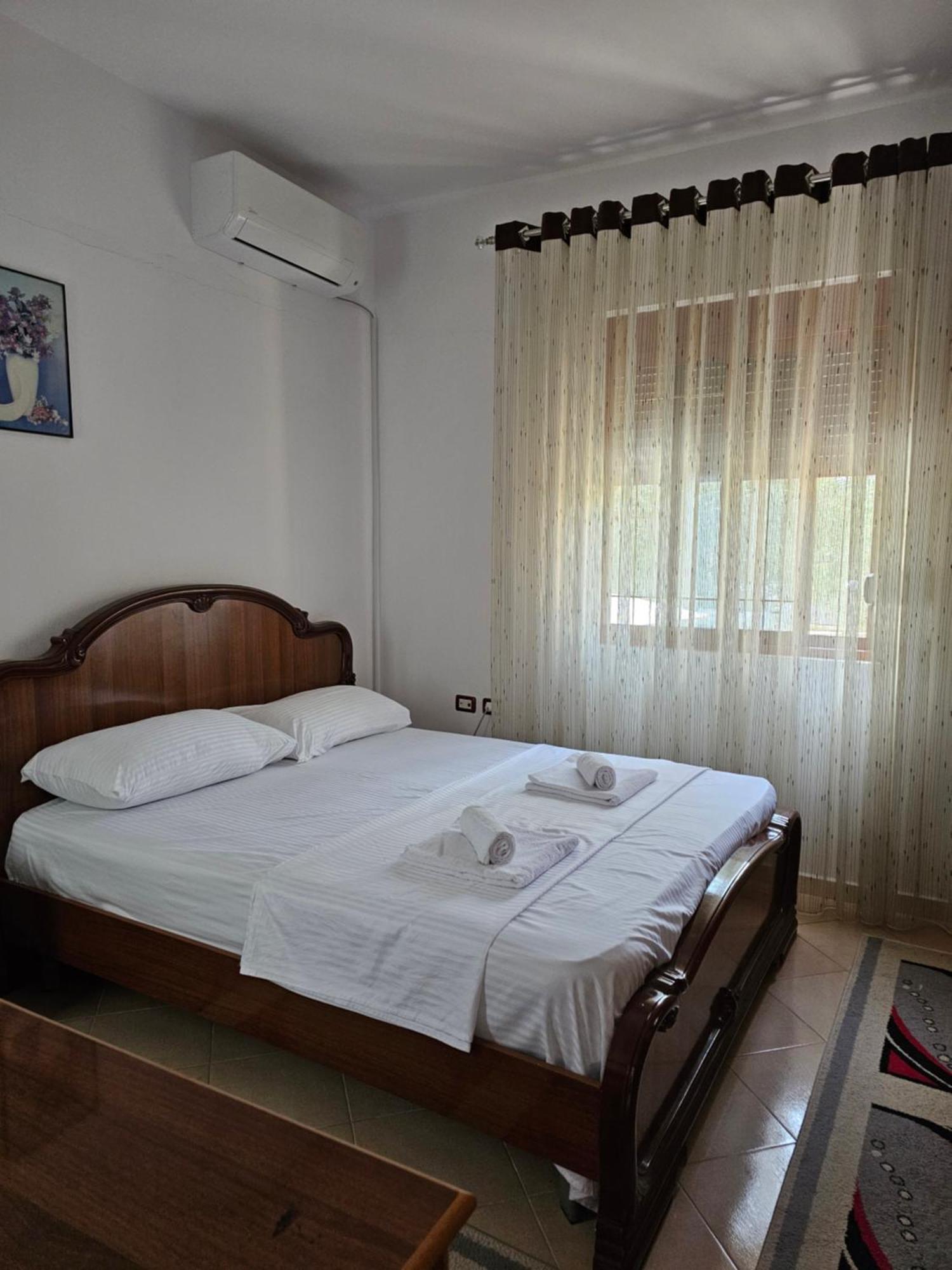 Guesthouse Iljaz Берат Экстерьер фото